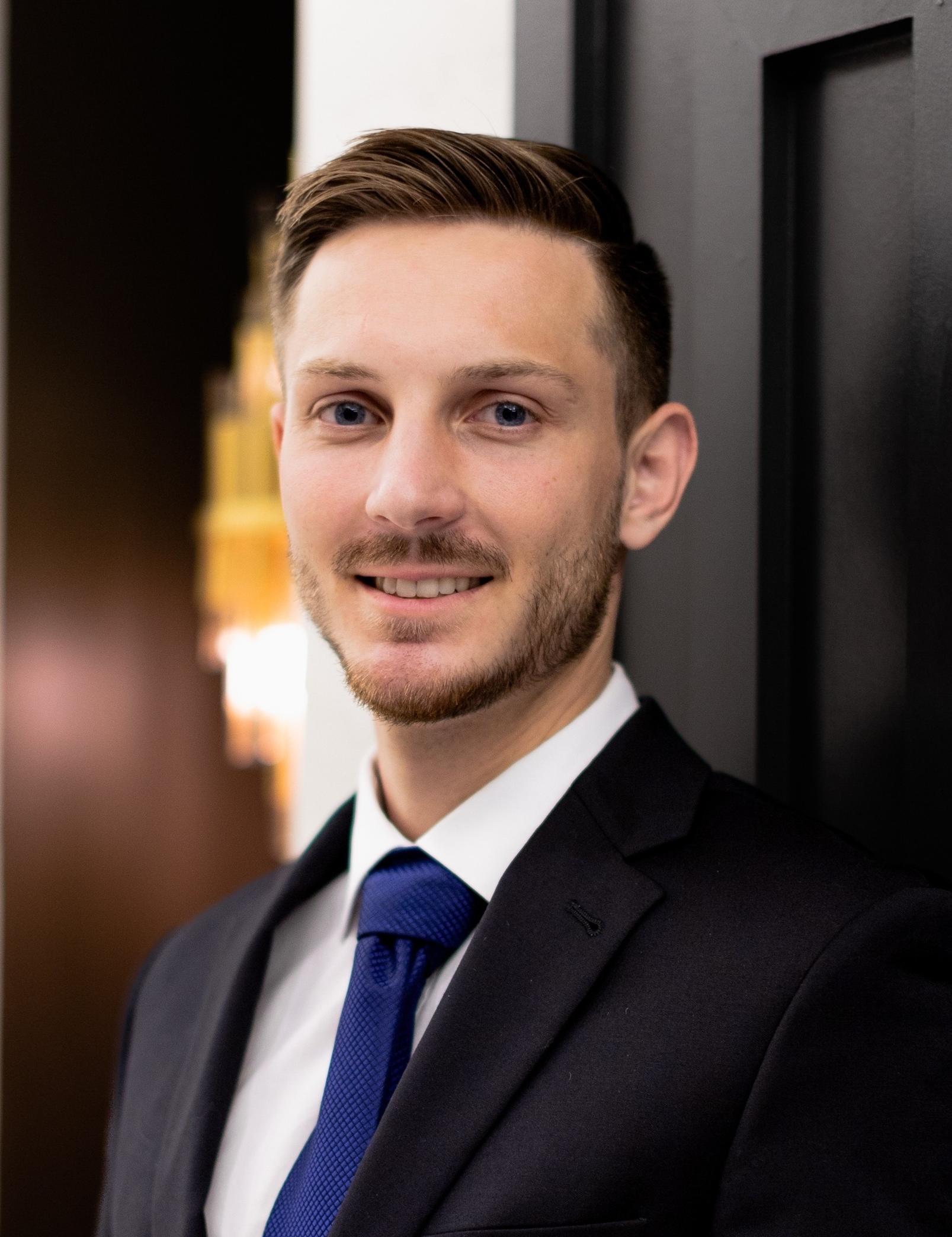 Agent Photo of Zoltan