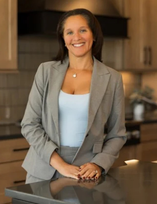 Agent Photo of Whitney