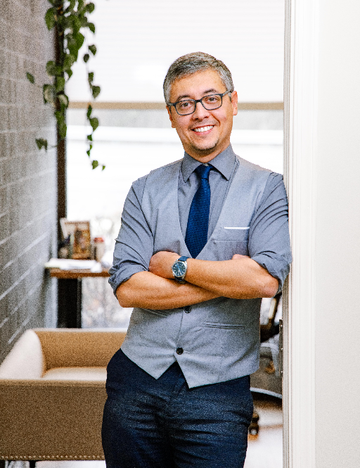 Agent Photo of Gustavo