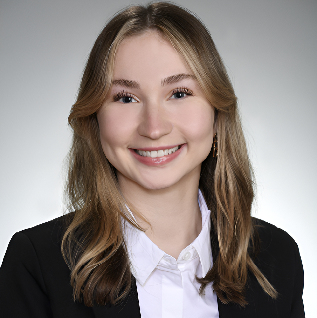 Agent Photo of Brooke